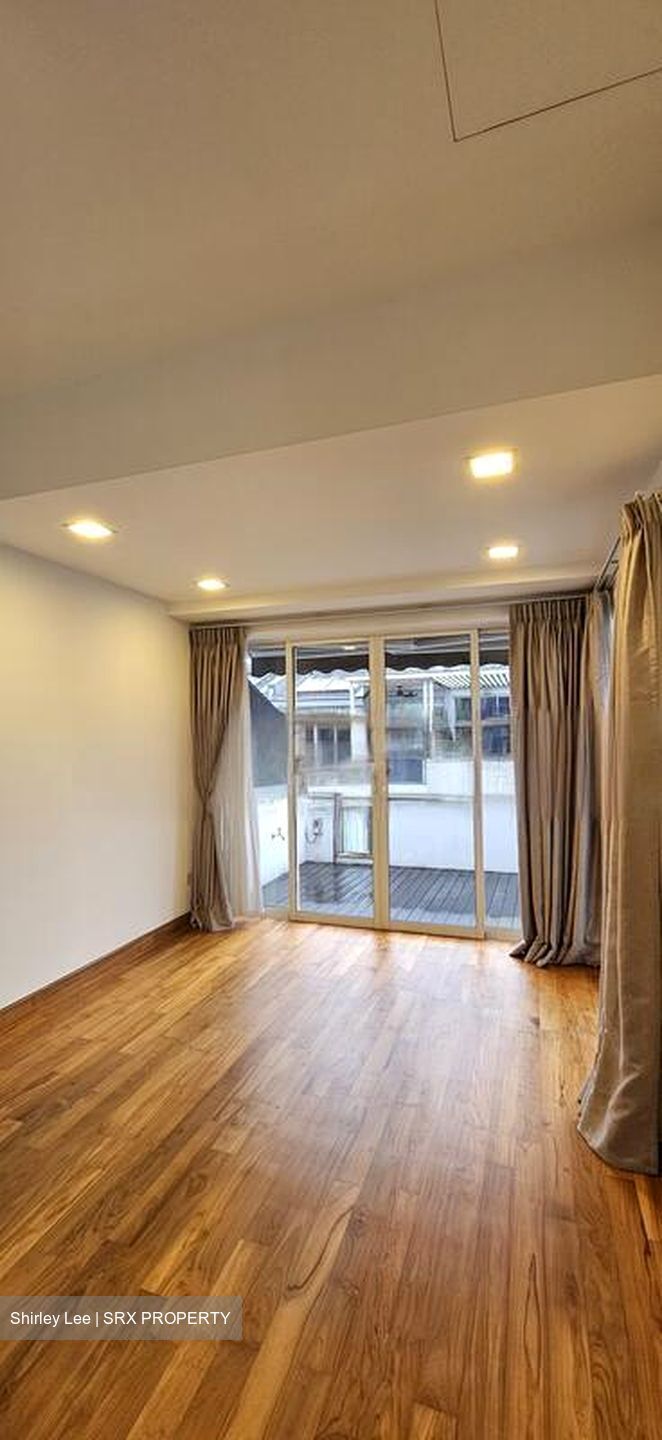 Hillcrest Park (D11), Terrace #568910771